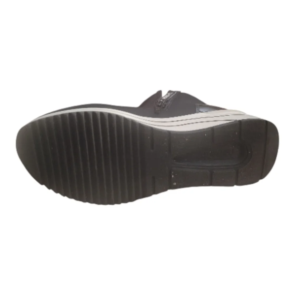 Remonte,.Black and White Water-Resistant Boot, Size 40 (81/2-9)